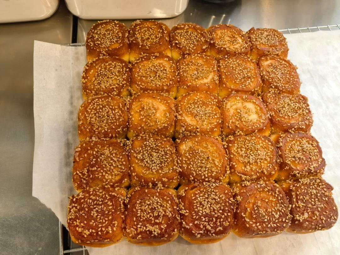 被邻居追着问的蜂蜜脆底小面包｜好吃到停不下来