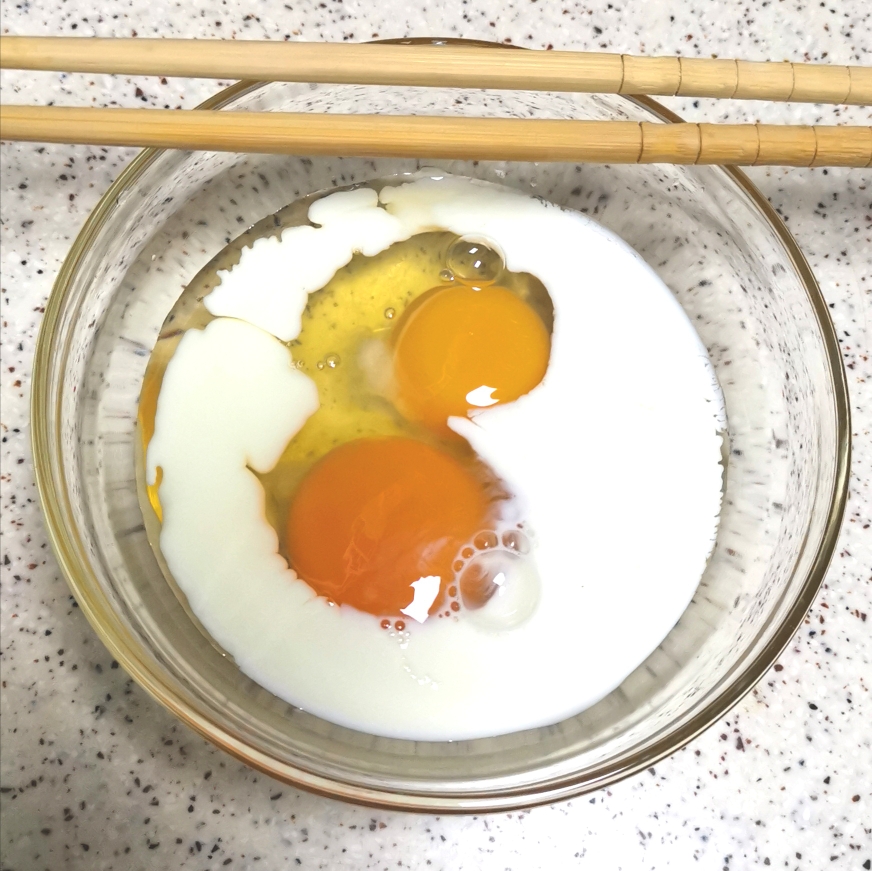 家庭简易版厚蛋烧+鸡蛋寿司的做法 步骤2
