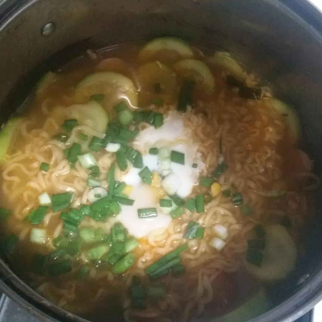 正宗韩国拉面吃法