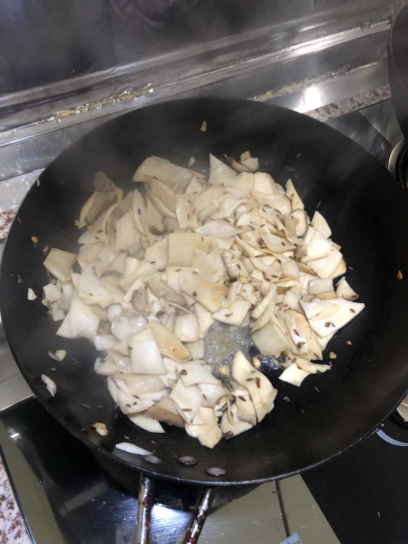 绝对美味的孜然杏鲍菇