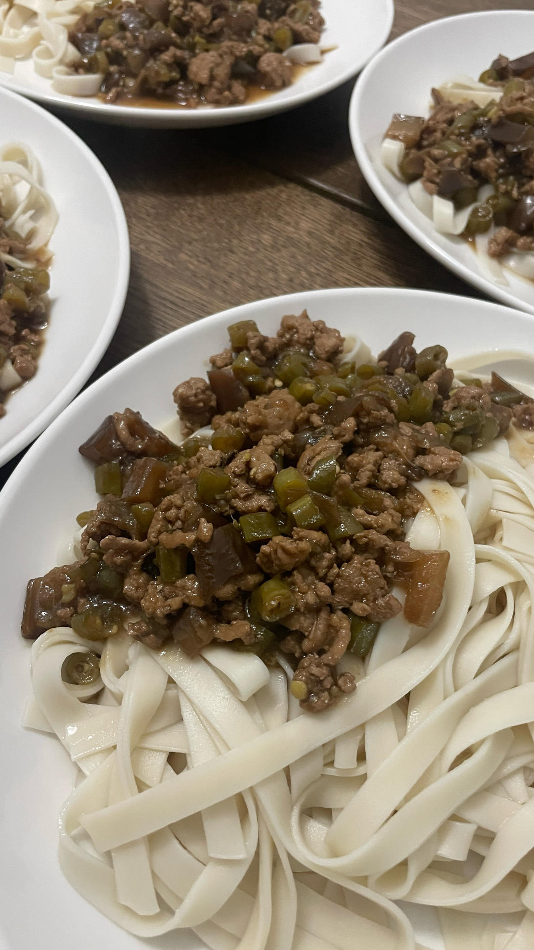 好吃起来我自己都害怕的豆角茄子打卤面