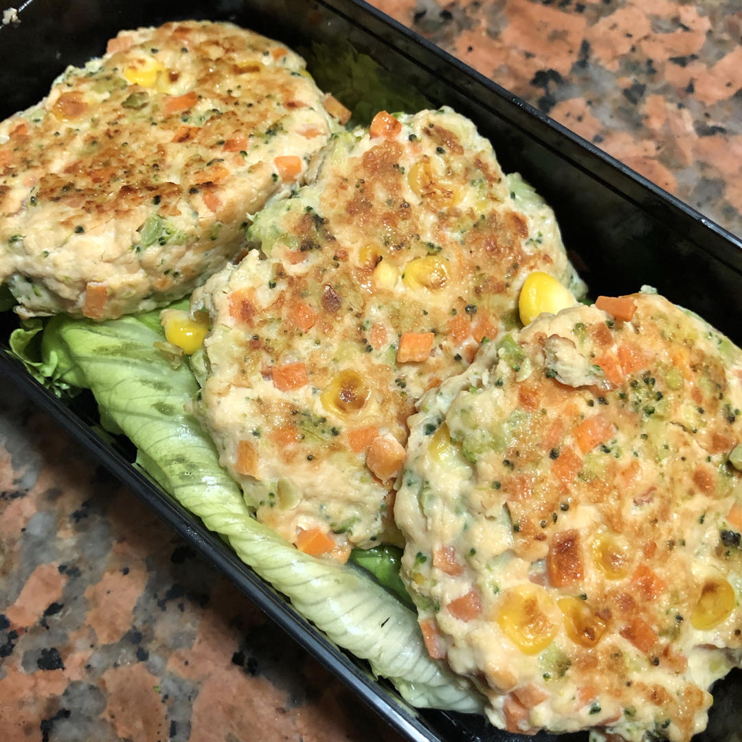 减肥餐低脂鸡胸肉饼