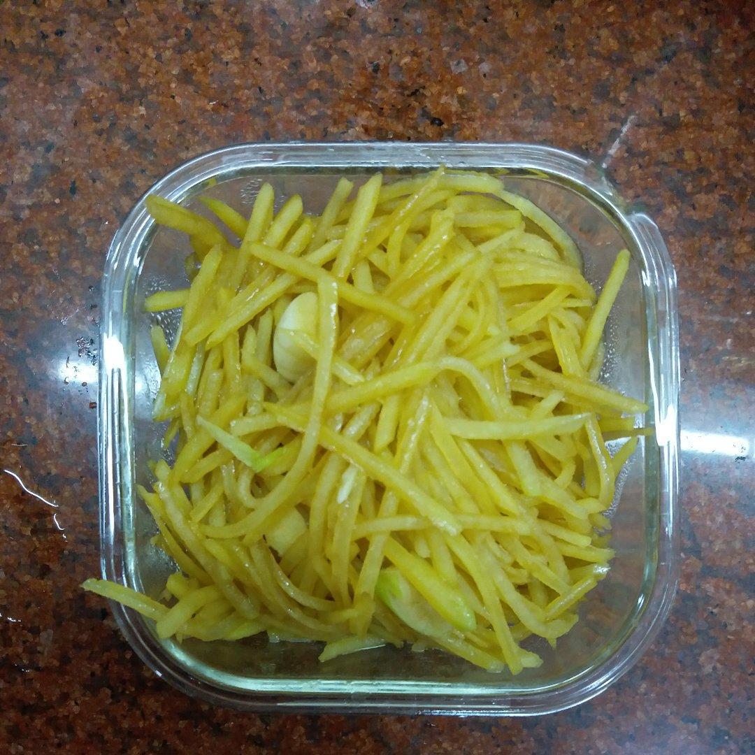在家也能做出馆子味儿的醋溜/炝炒/酸辣土豆丝（就是那道看似简单，实则步步玄机的土豆丝）