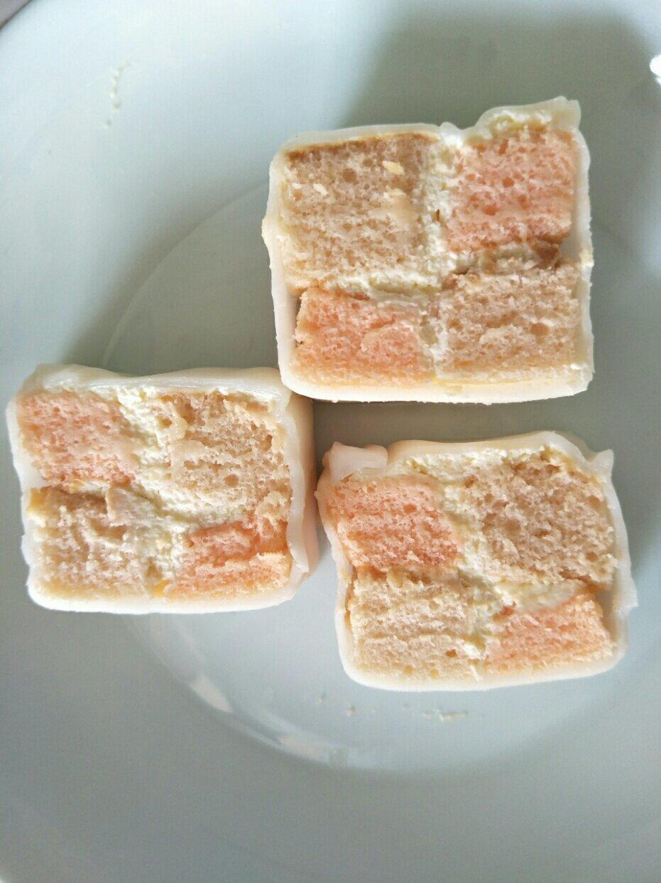 粉色眼影盘白玉卷