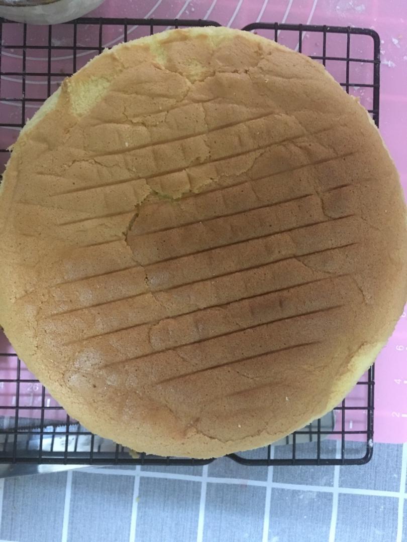 八寸戚风蛋糕
