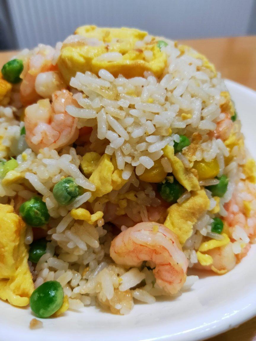 黄金虾仁炒饭