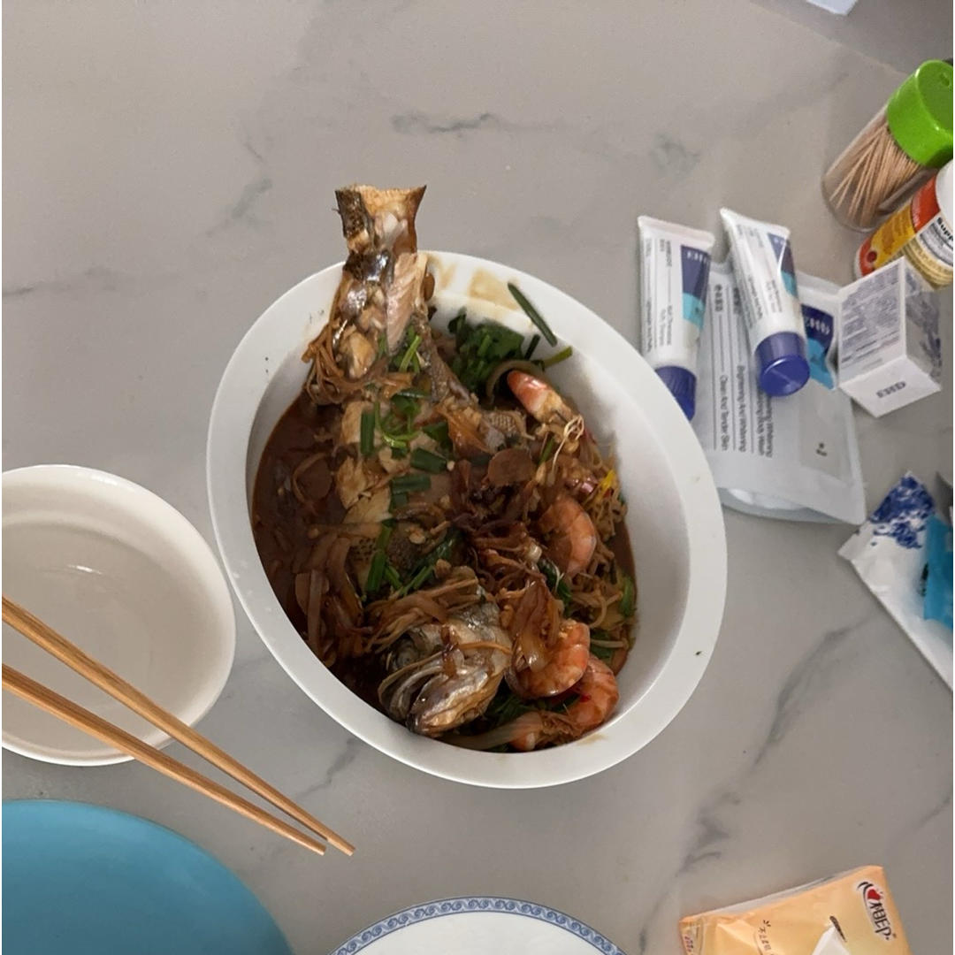 鲜虾鲈鱼煲(鲜掉眉毛)