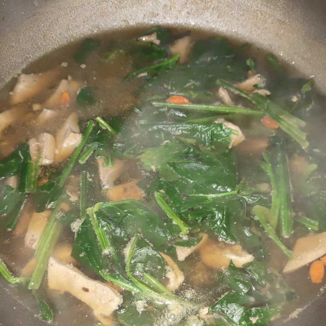 补铁补钙的猪肝瘦肉汤
