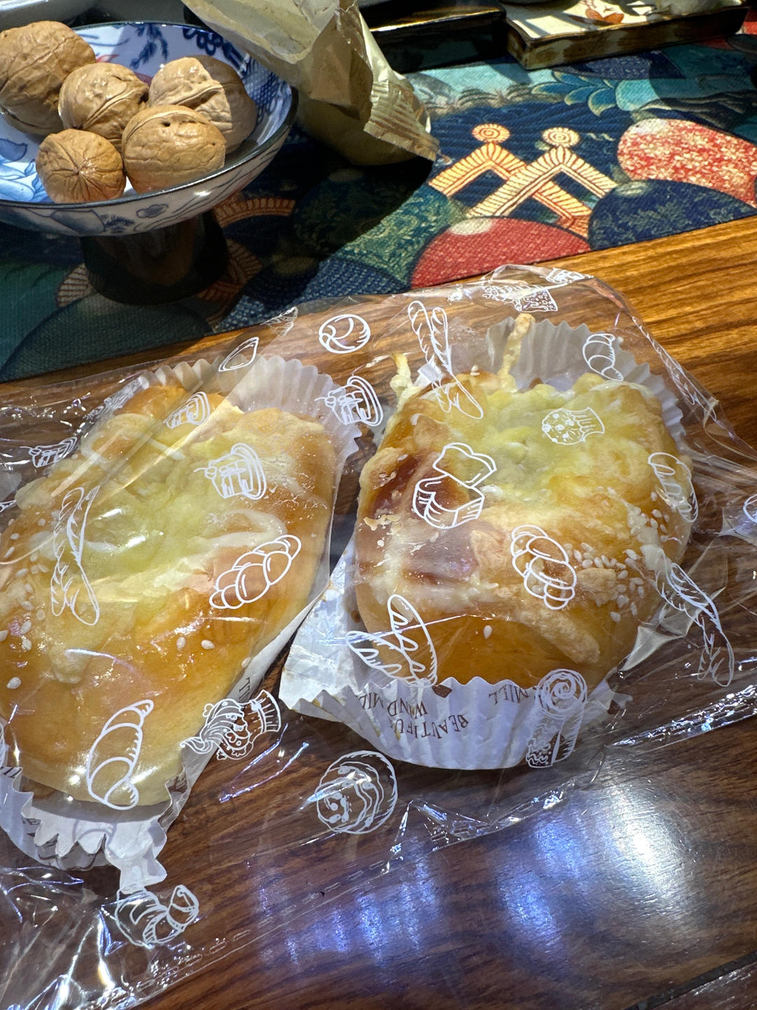 一个面团撑起一家店的台式面包—香肠面包