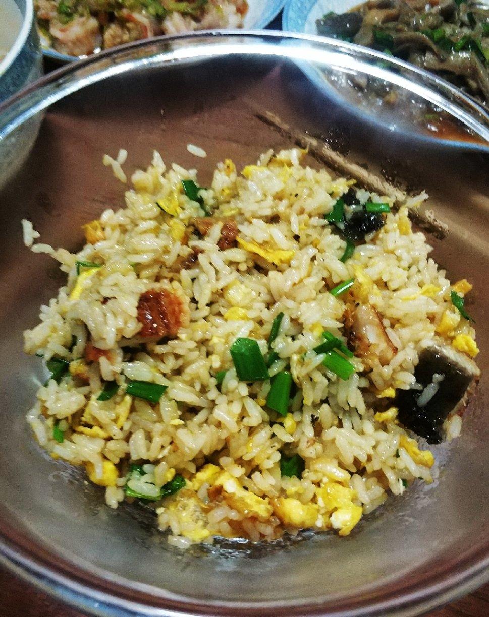 鳗鱼炒饭