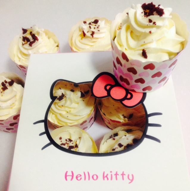 经典红丝绒杯子蛋糕（red velvet cupcake）