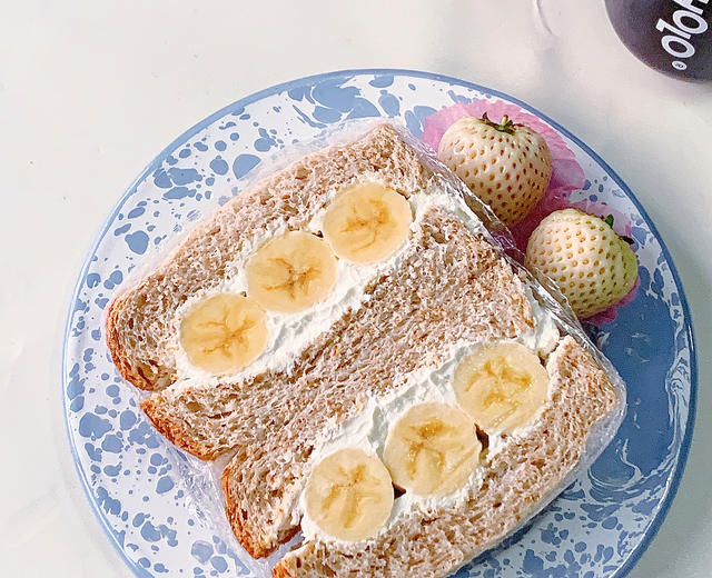 酸奶奶酪香蕉三明治🥪｜低卡水果三明治的做法