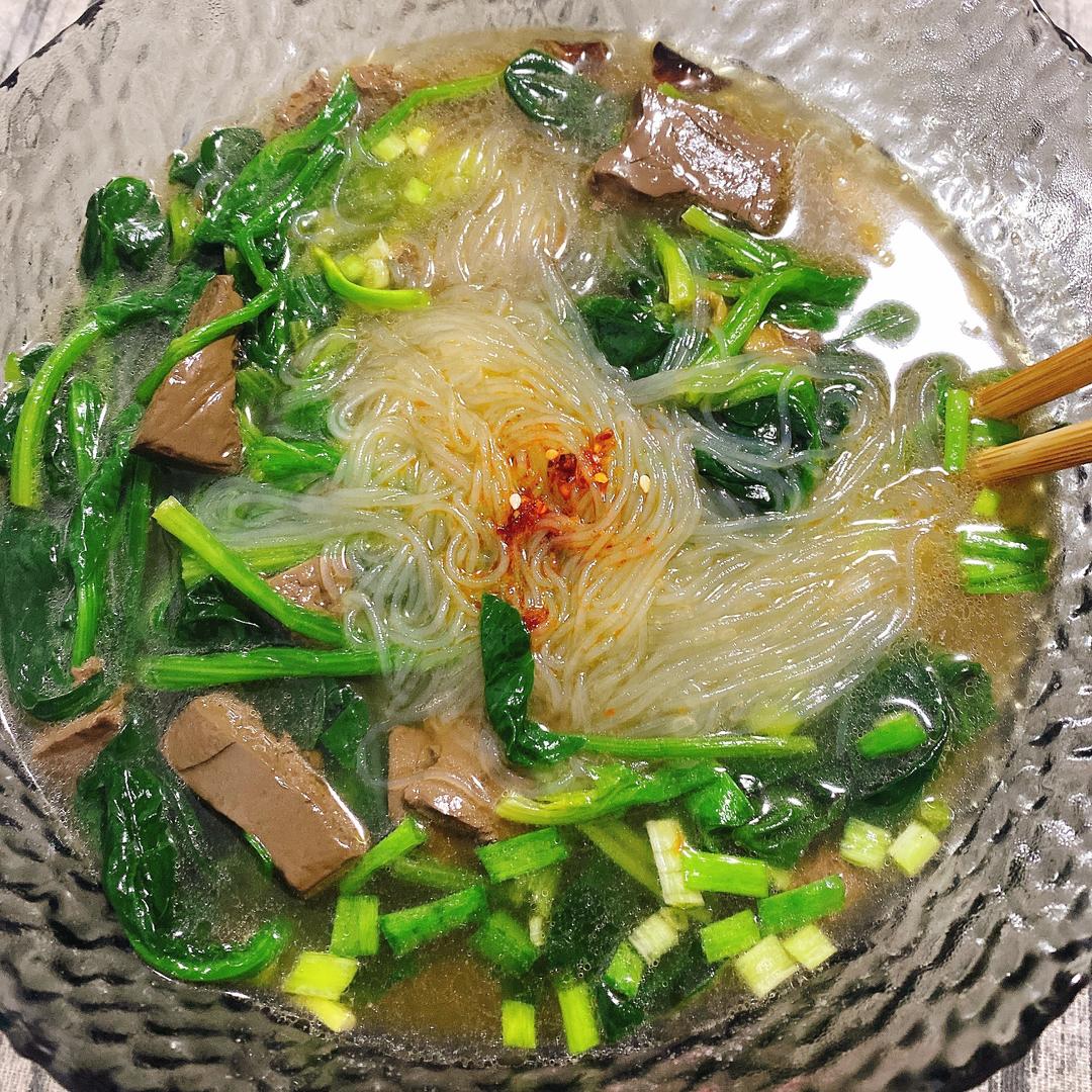 孕期补血-鸭血菠菜粉丝汤的做法