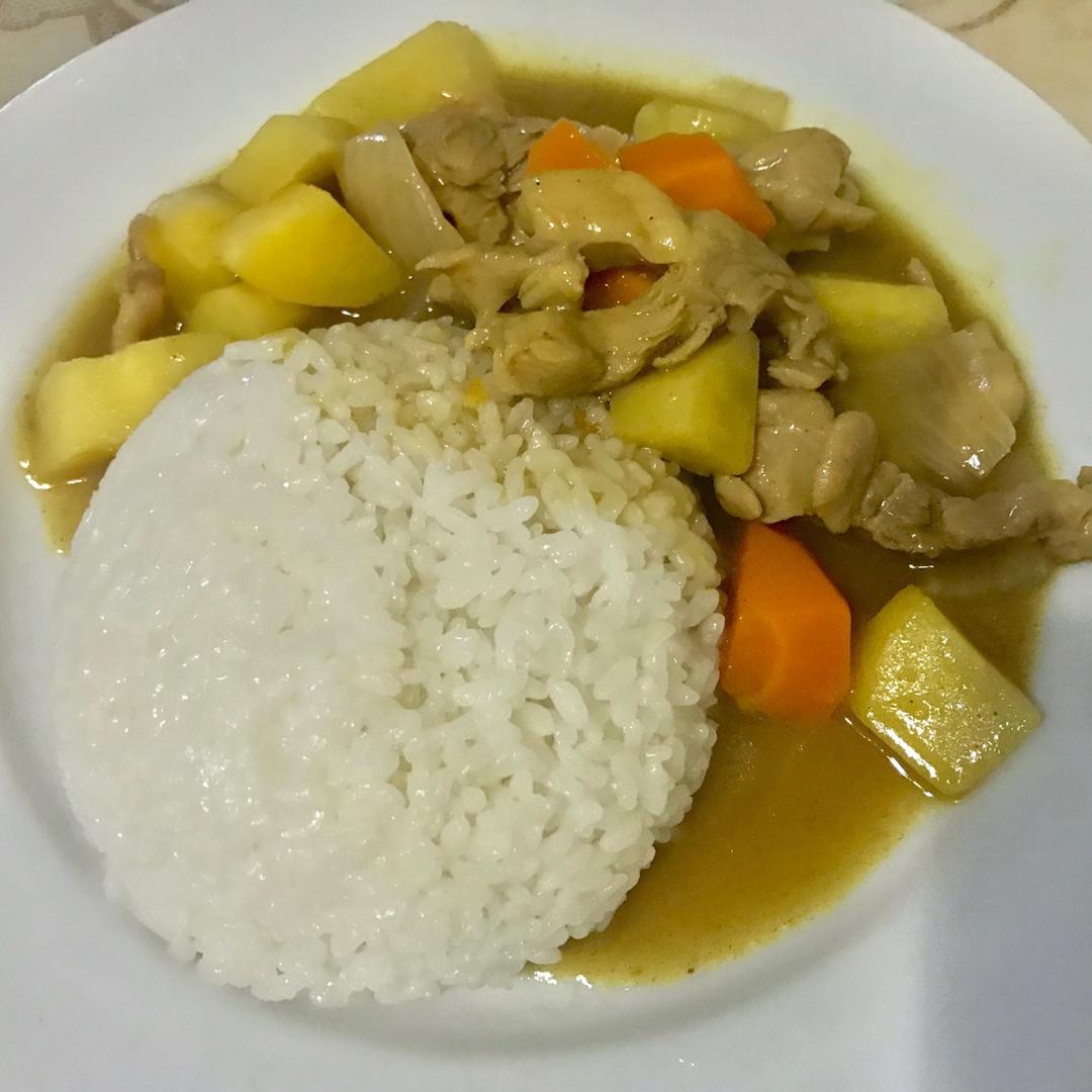 咖喱鸡肉饭
