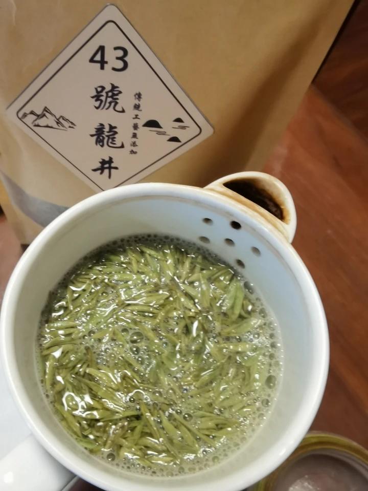 龙井茶的传统喝法