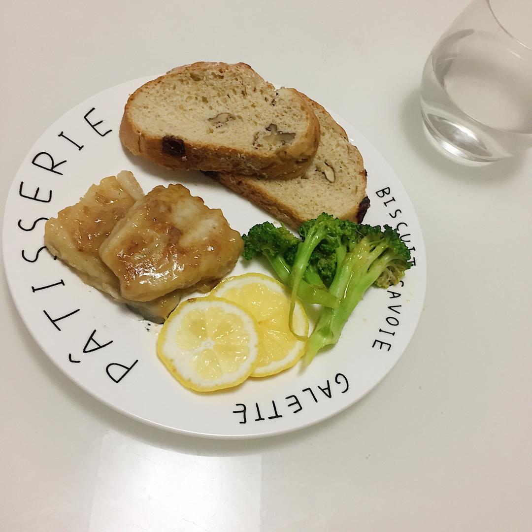香煎龙利鱼——fit食谱系列