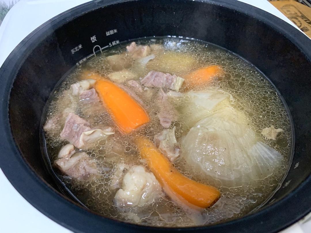 电饭锅之清炖牛肉汤