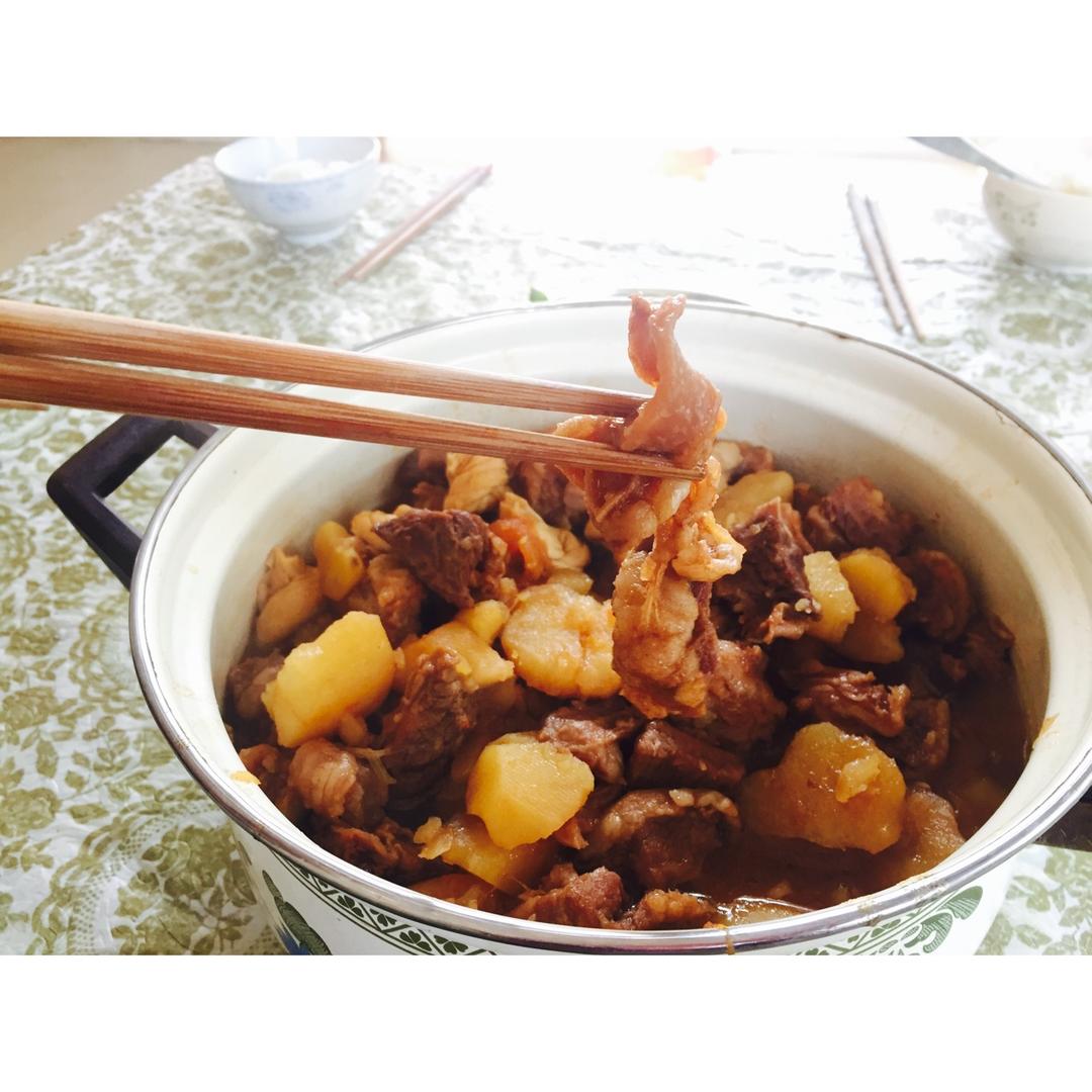 红烧牛肉土豆 （独家秘制）