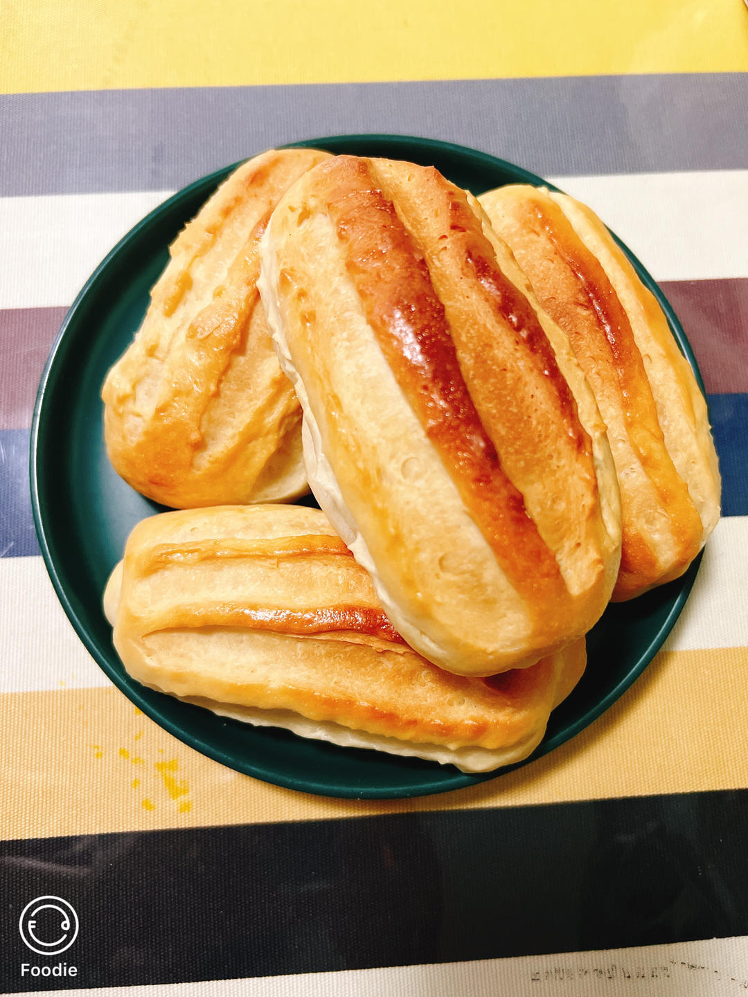 炼乳红豆法式软面包——牛奶哈斯