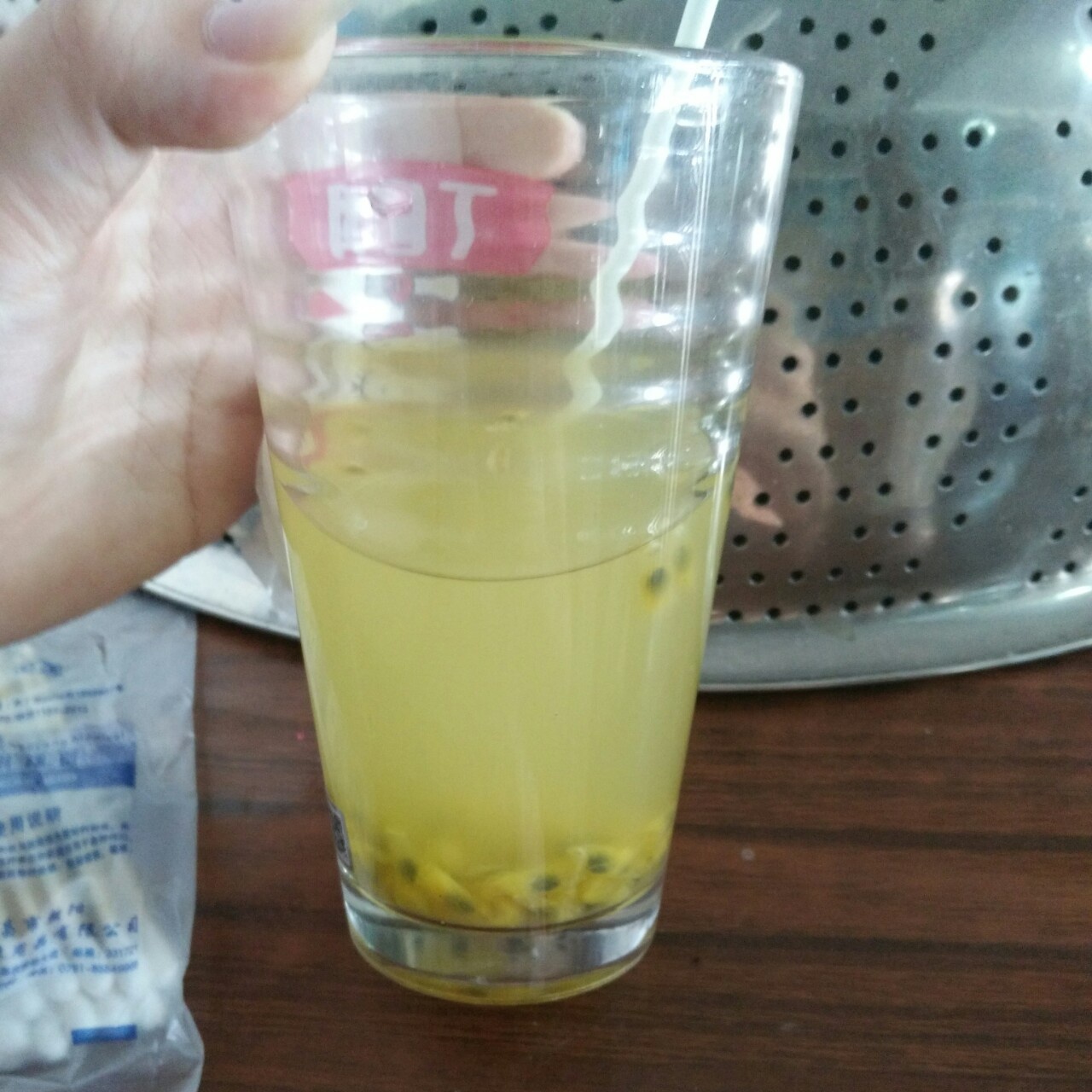 百香果的朴素吃法（百香果汁）