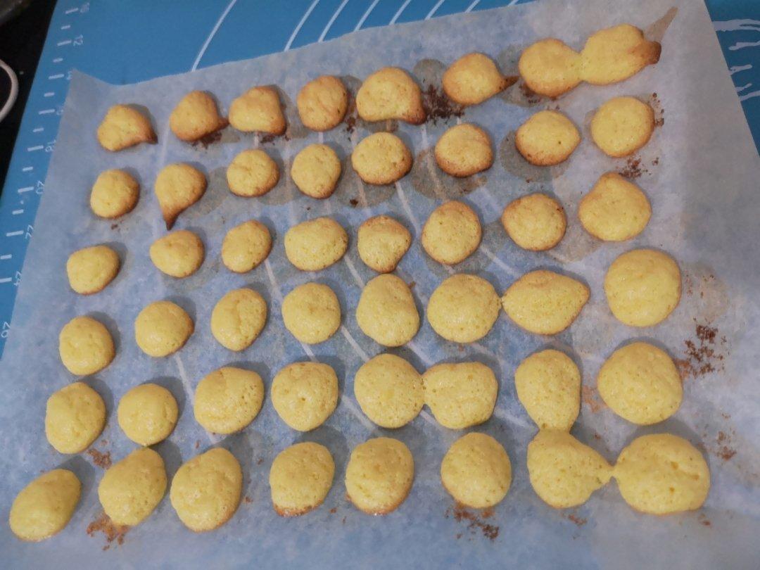 简便的鸡蛋饼干，特别适合小孩子吃