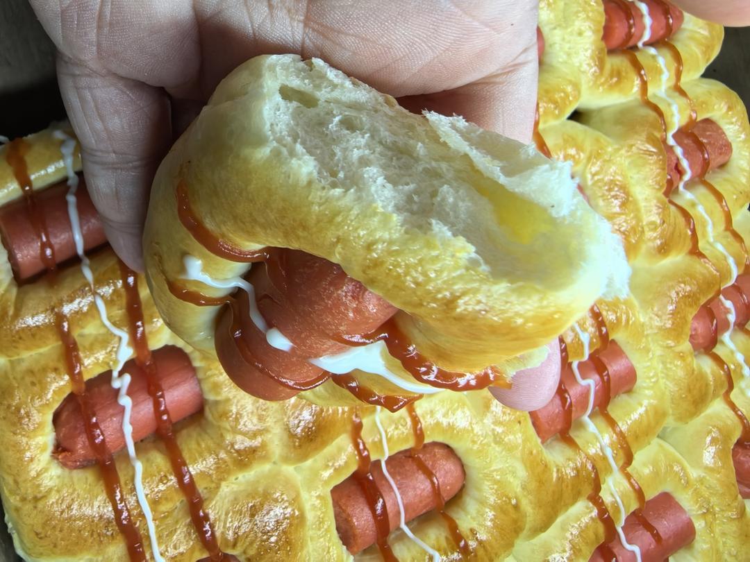 吃不腻的【mini肠仔包】