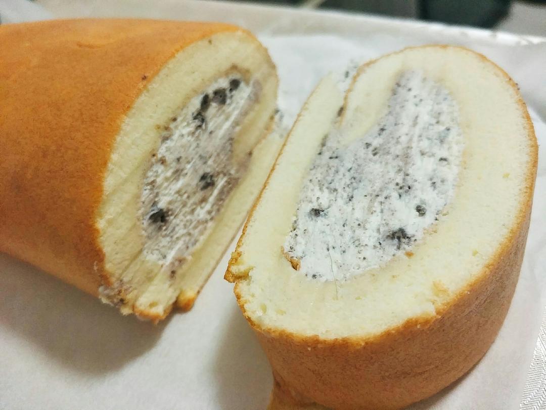 一口天堂超好吃的咸奶油奥利奥卷/蛋糕篇6：「厚卷」