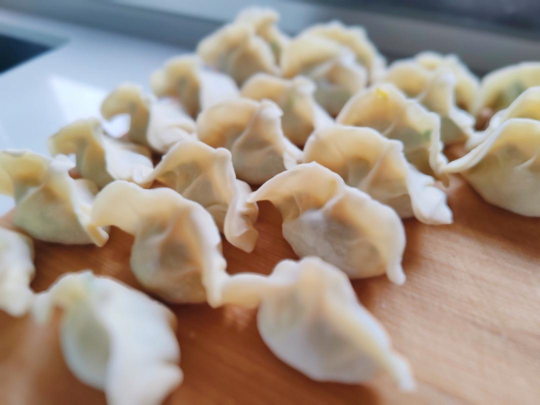 猪肉菜馅饺子     基础饺子的包法
