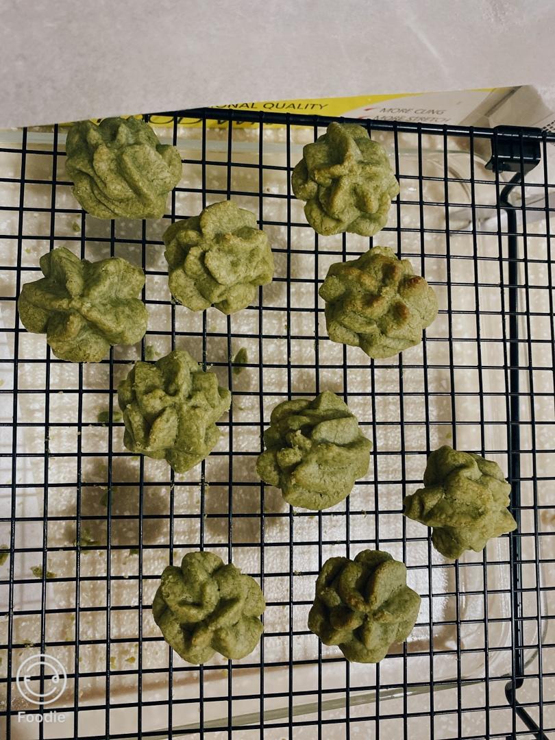 酥到掉渣的网红珍妮曲奇，牛油小花