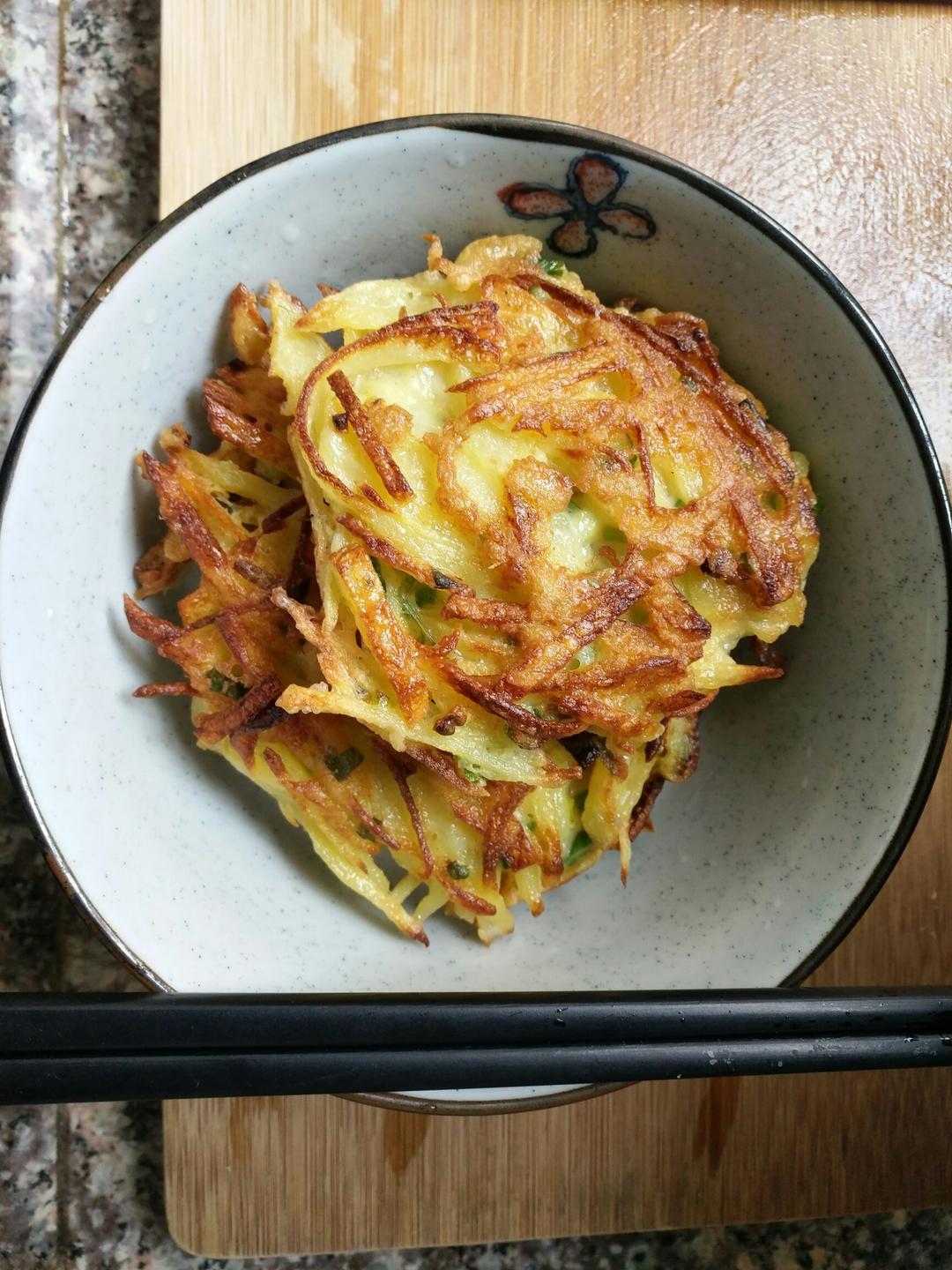 鸡蛋土豆饼