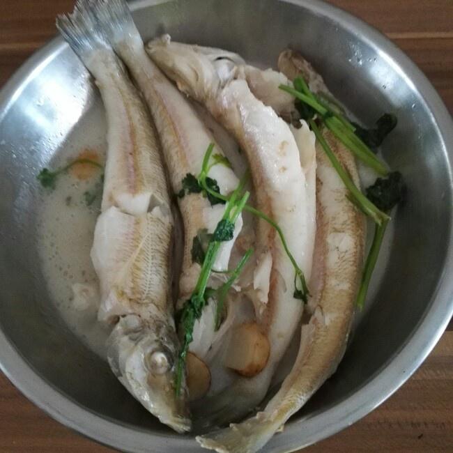 清煮沙尖鱼的做法