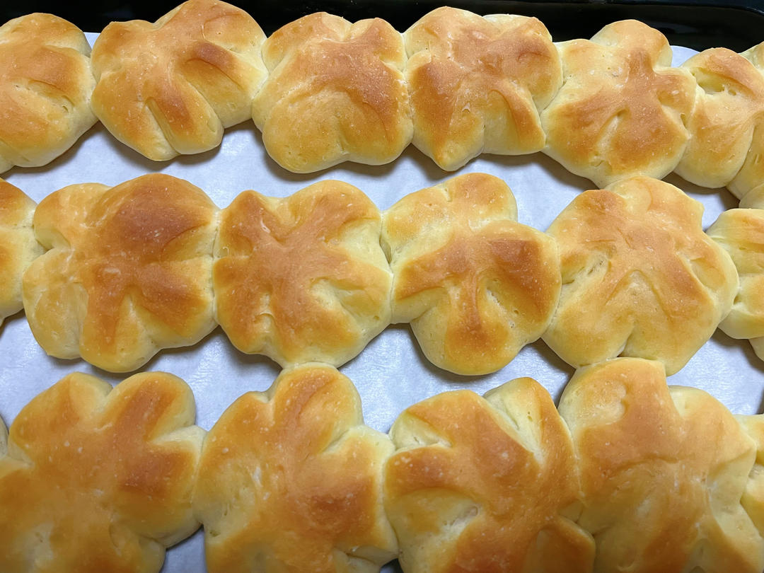 云朵牛奶小面包（无油低糖）❗️免揉面免手套膜❗️