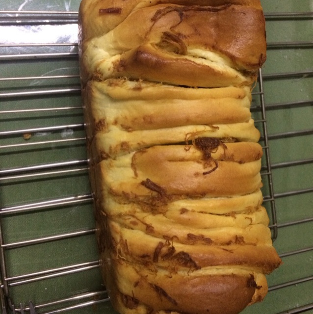 手撕千层肉松面包
