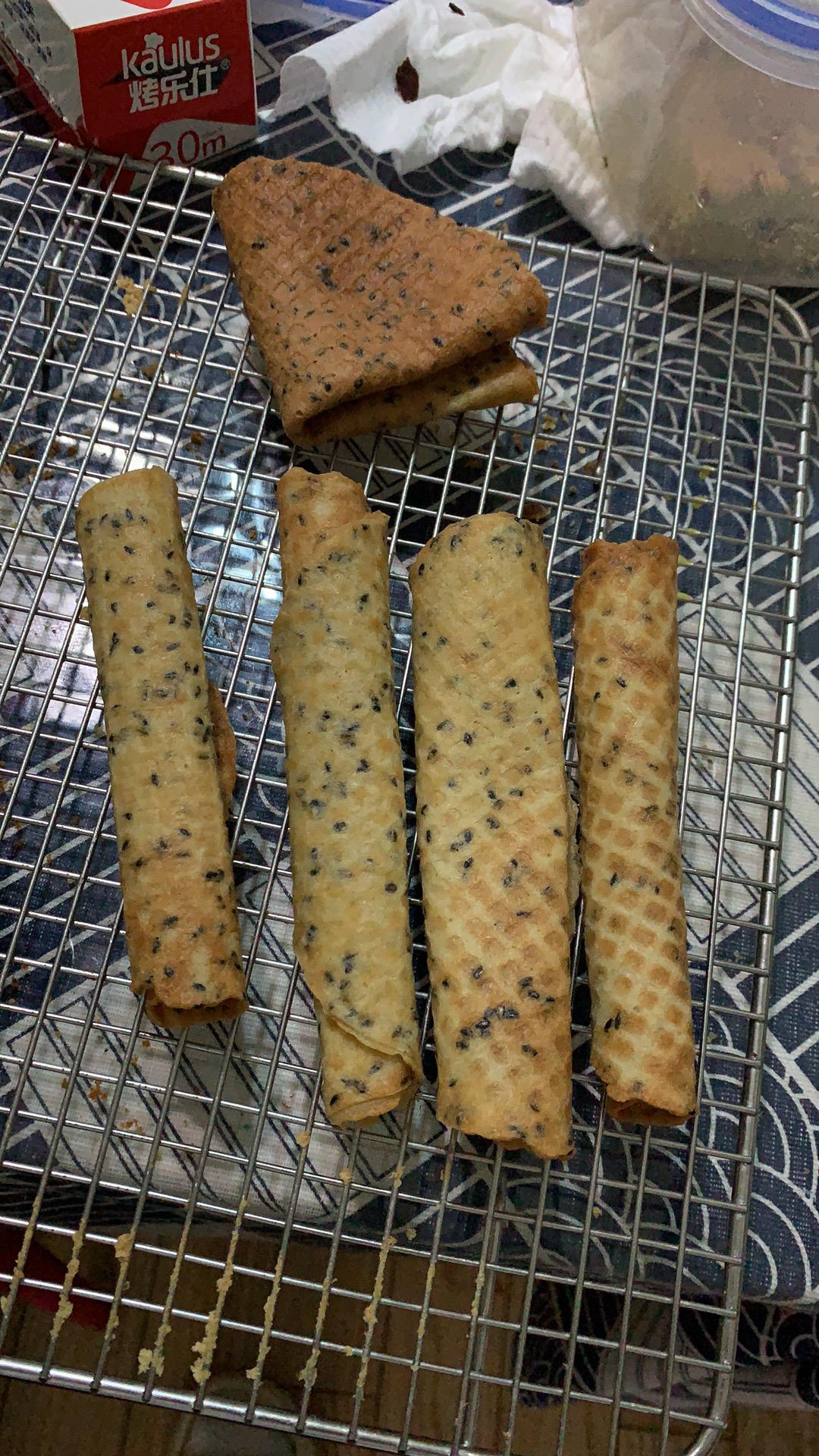 芝麻蛋卷