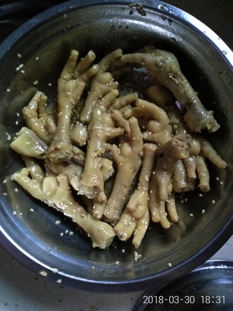 盐焗鸡爪