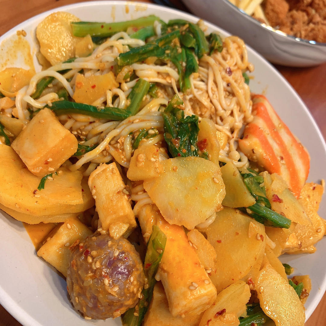 比麻辣烫好吃百倍！自制超过瘾巨解馋麻辣拌