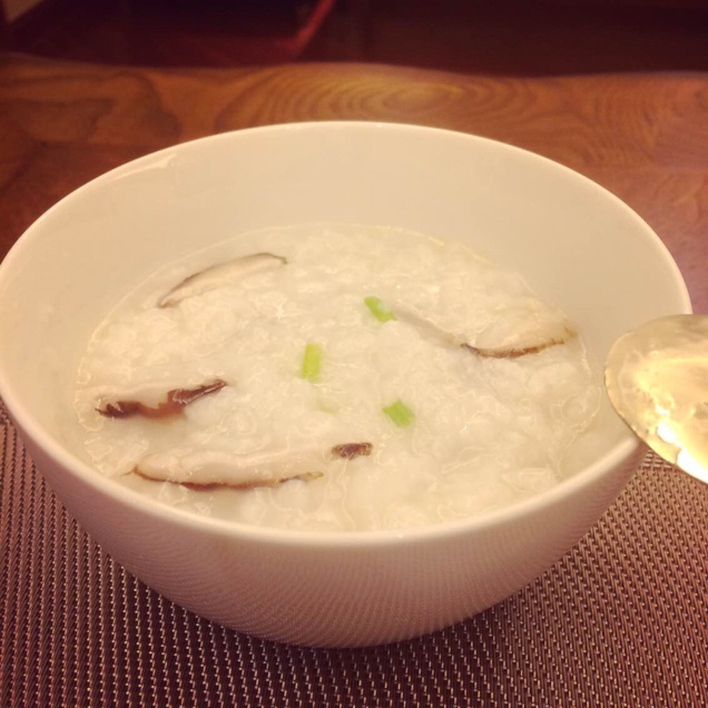 香菇鸡肉粥