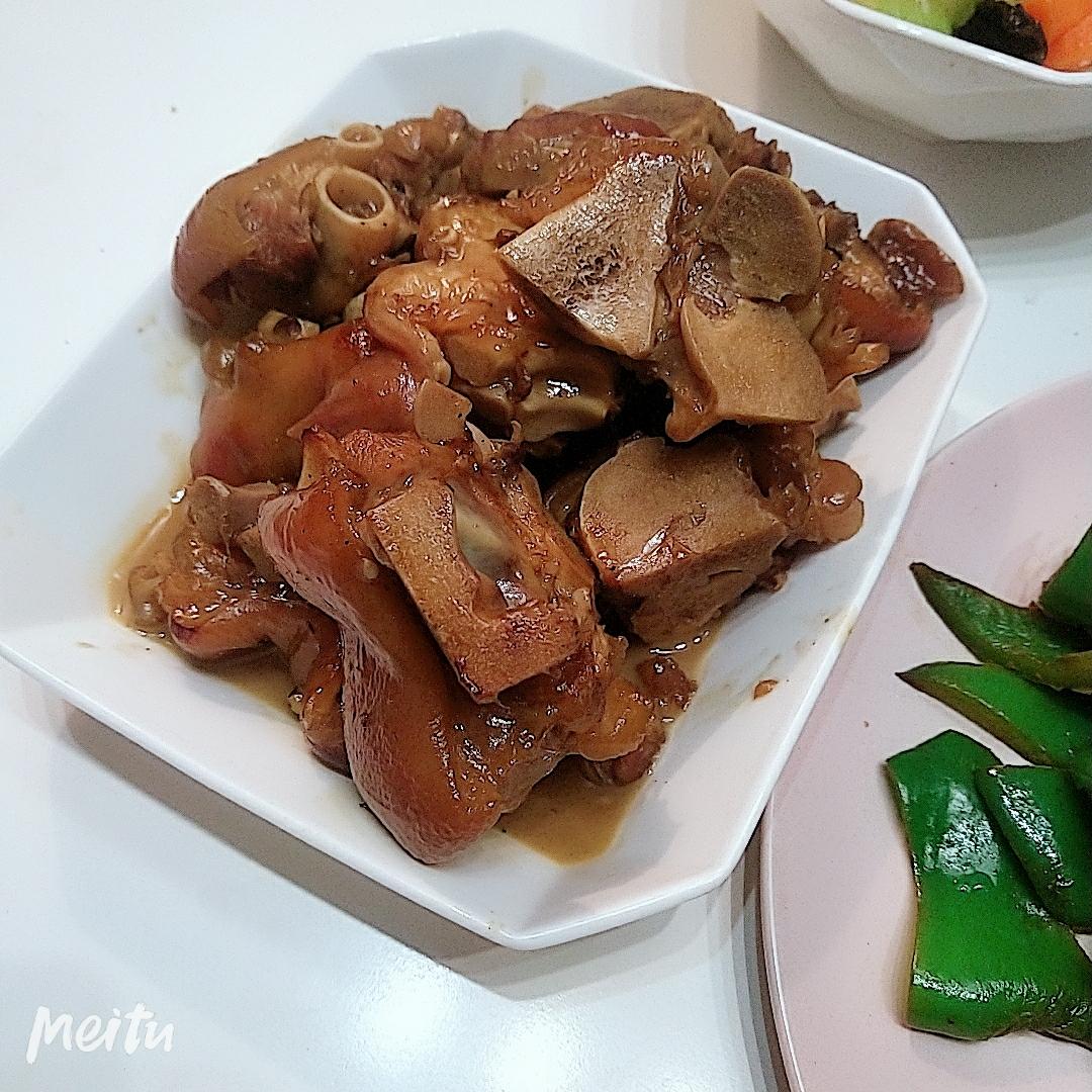 炖猪蹄