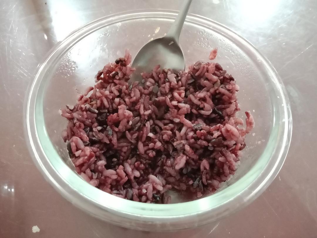 黑米饭
