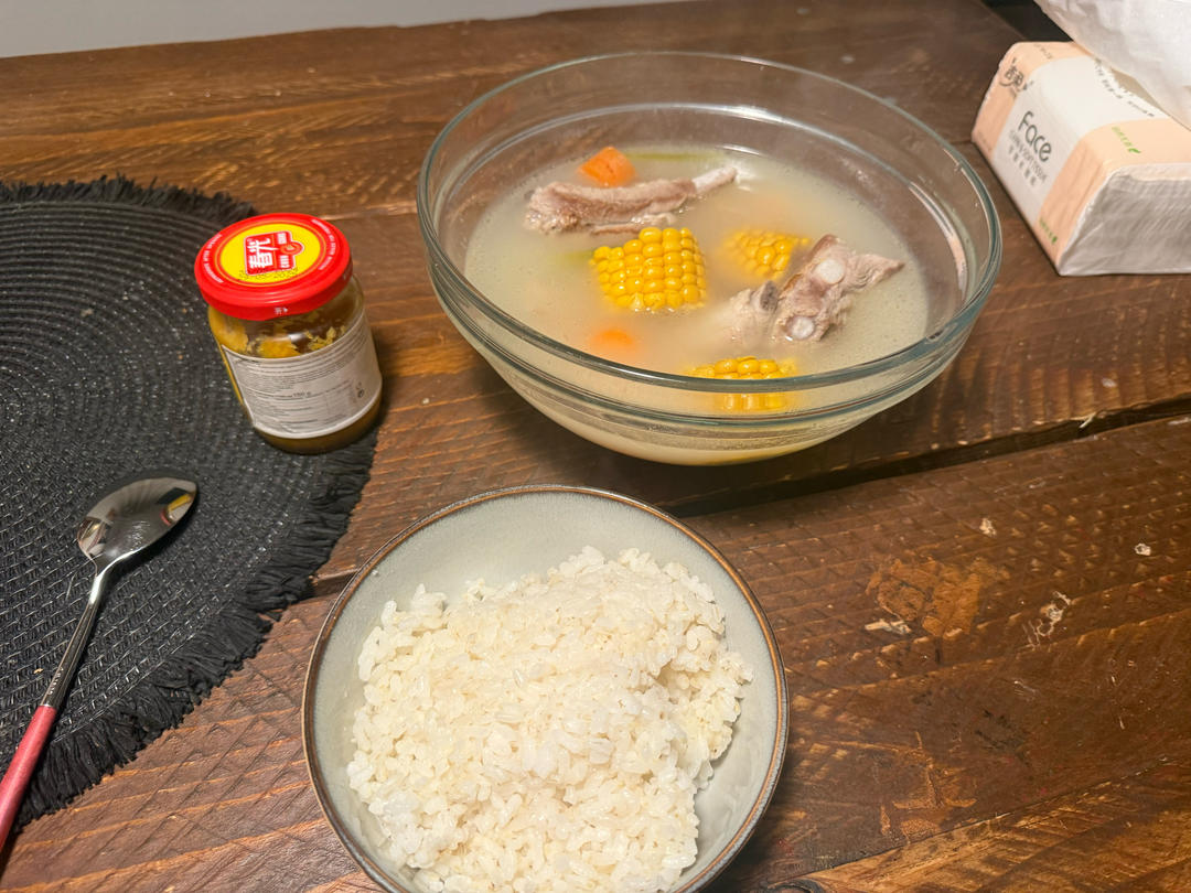 玉米排骨汤