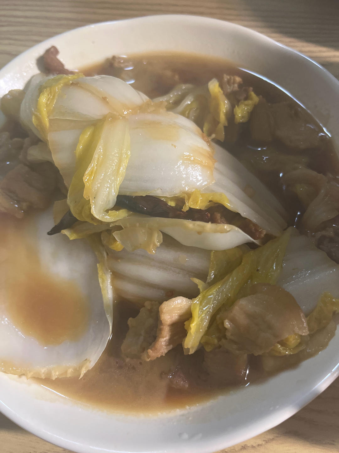 很香的白菜炖五花肉