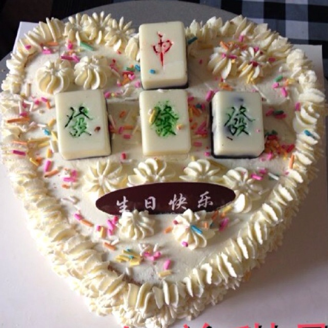 奶油水果装饰蛋糕