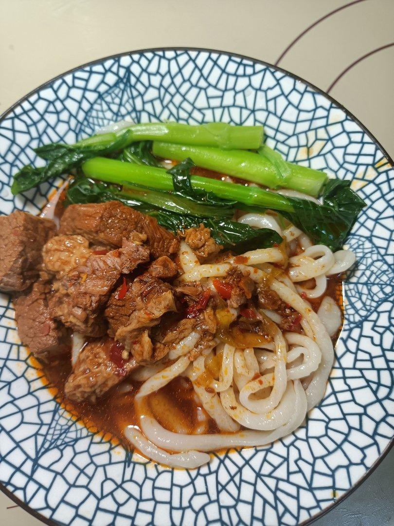 懒人红烧牛肉面