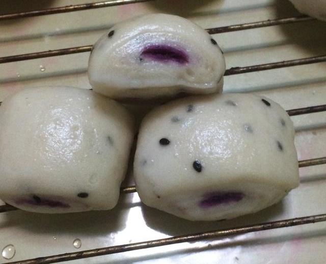 芝麻紫薯馒头