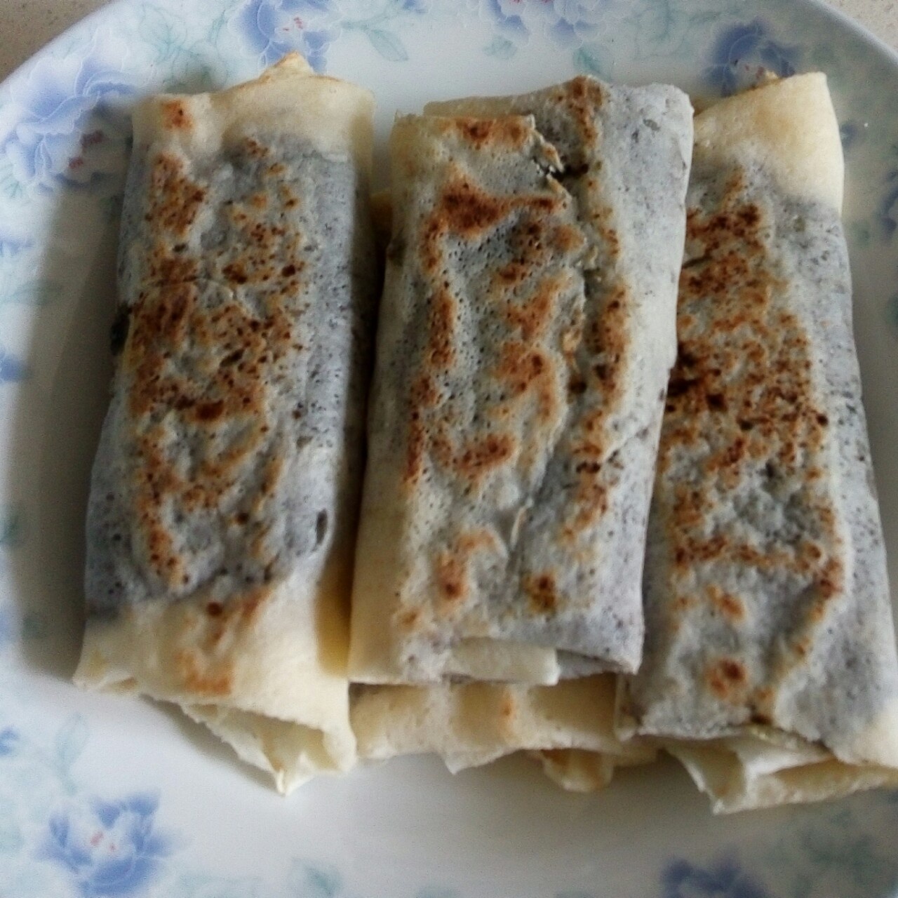 香蕉芝麻春卷