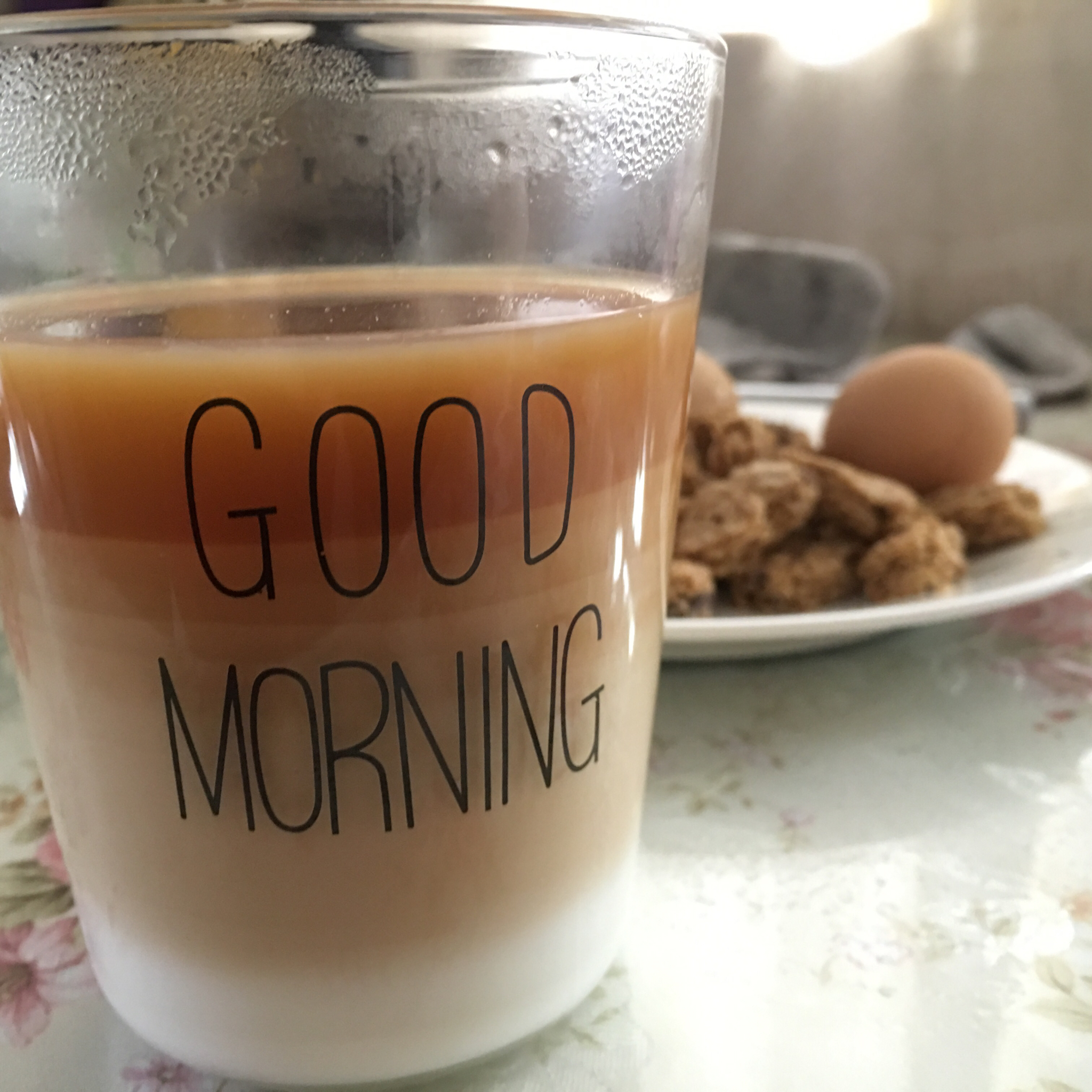 手冲渐变牛奶咖啡——超美丽