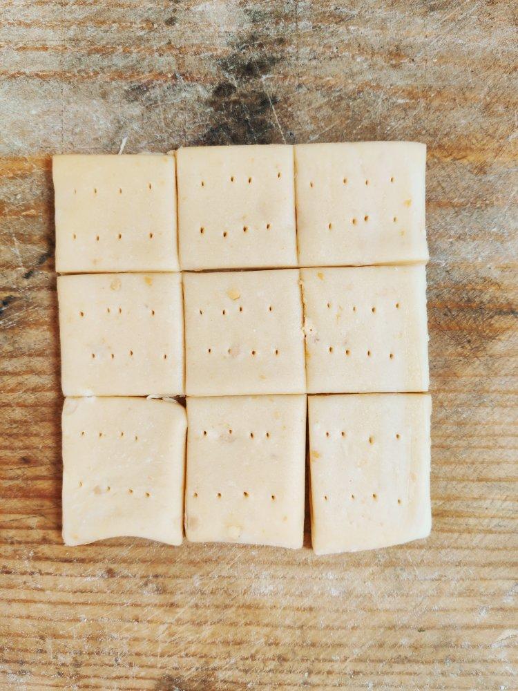 咸蛋黄酥脆小饼干