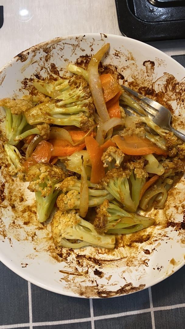 咖喱烤花菜，好吃的做法可以偷懒，低卡纯素食