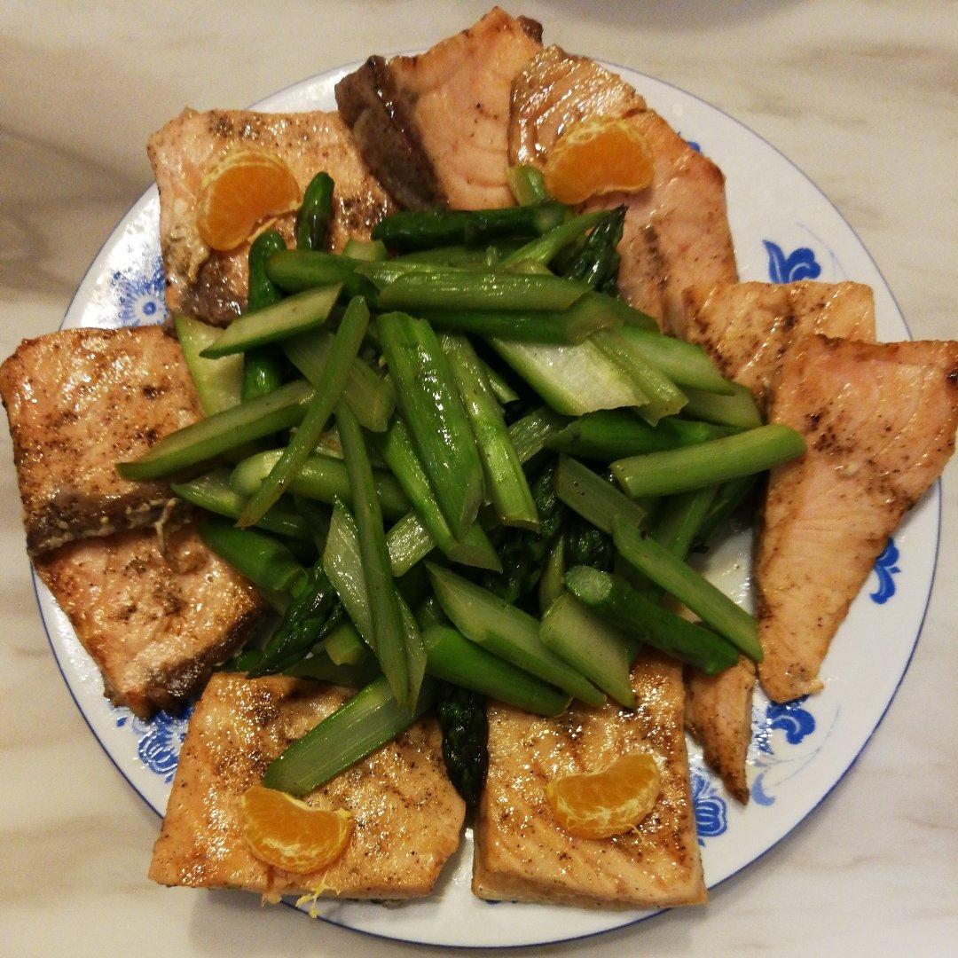 煎三文鱼