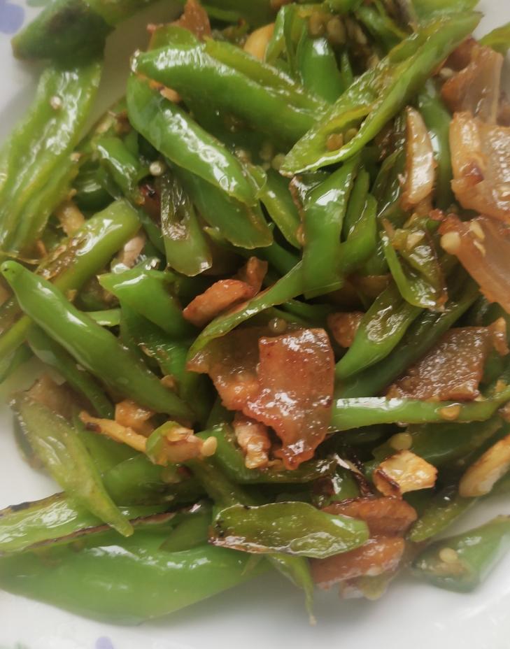 简单快手杭椒炒五花肉片